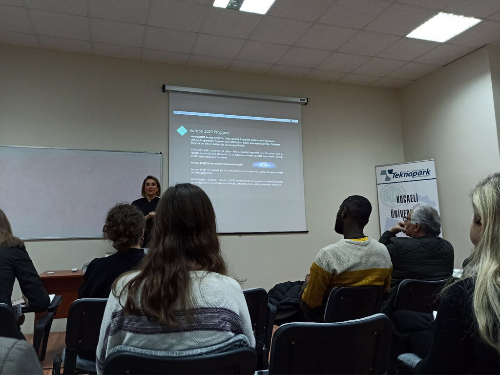 kocaeli-universitesi-teknopark-pazar-arastirmasi-egitimi